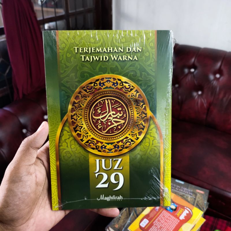 Juz 29 Reguler Terjemah Dan Tajwid Warna - Maghfirah