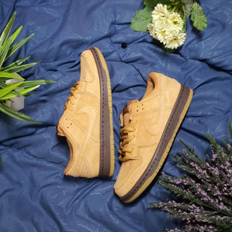 Sepatu Nike SB Dunk Low Pro Wheat