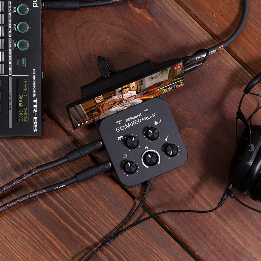 Roland GO-Mixer Pro X Audio Mixer For Smartphones