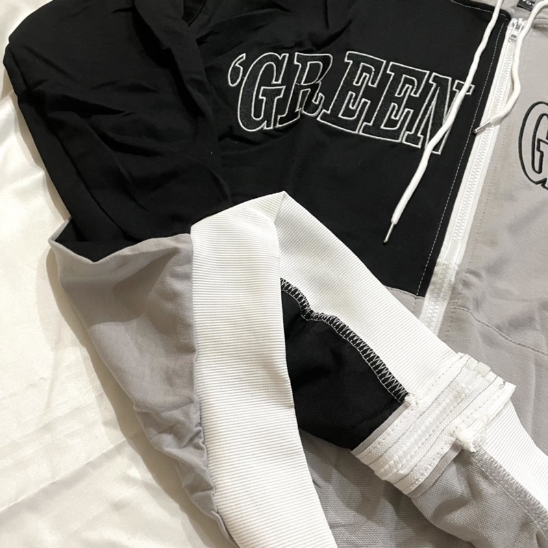 [ready stock] green grunc jacket | atasan jaket outer motif tulisan warna ungu hitam model hoodie penutup kepala gaya korea import