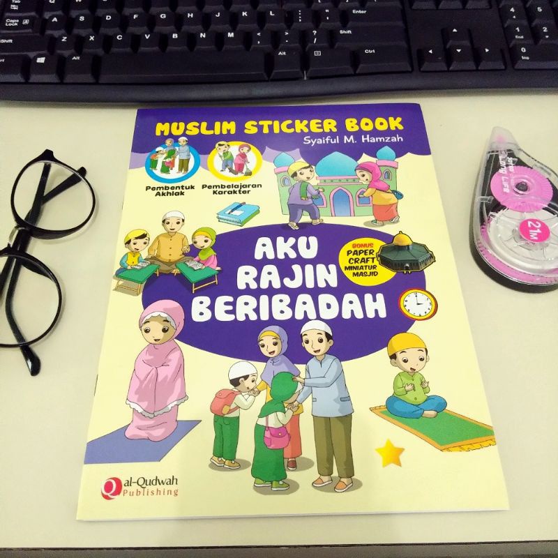 Buku anak Aku Rajin Beribadah Muslim stiker book.