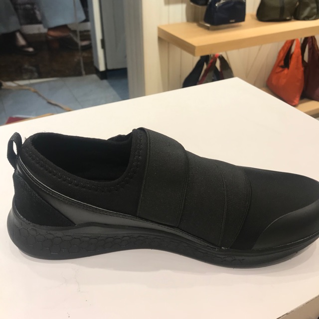  Sepatu kets wanita hush puppies  base hitam original 