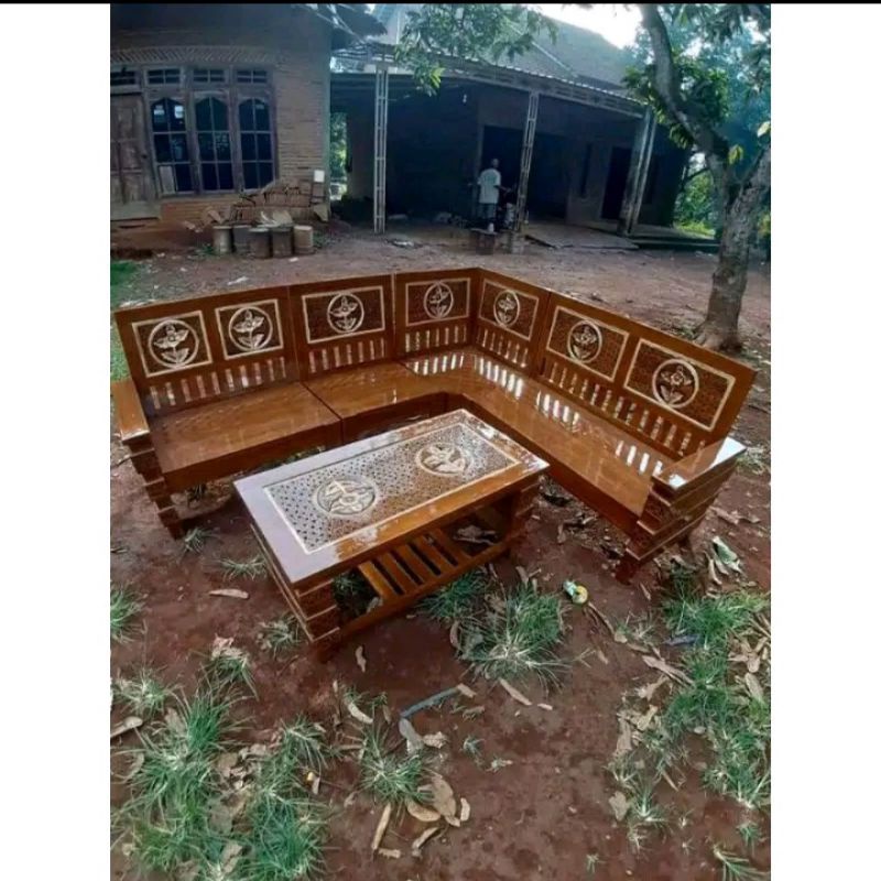 KURSI SUDUT JATI UKIR JEPARA