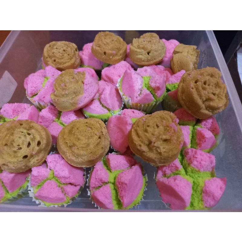 

roti | kue | pie susu