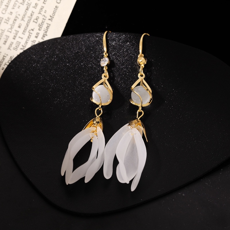 S925 perak telinga hook Korea fashion Opal kelopak panjang rumbai Baru Elegan liar anting-anting wan