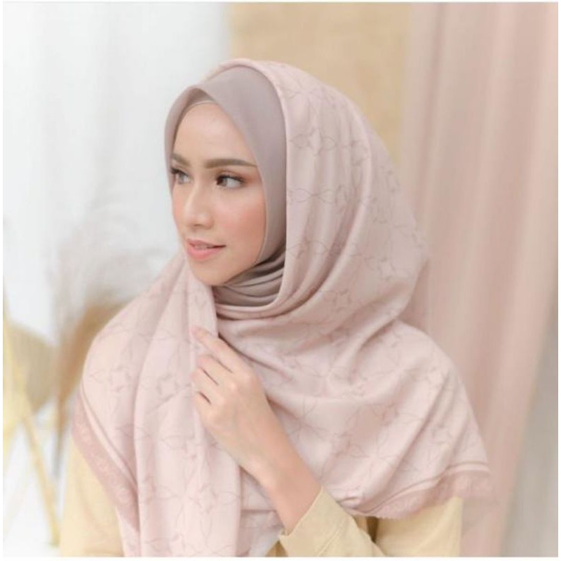 Mylady Monogram Series Vanilla