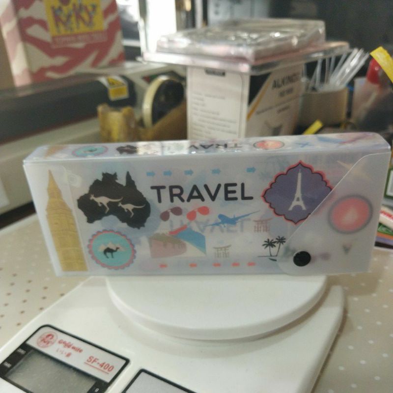 

KOTAK PENSIL DAN PENA TRAVEL KUAT DAN TAHAN AIR