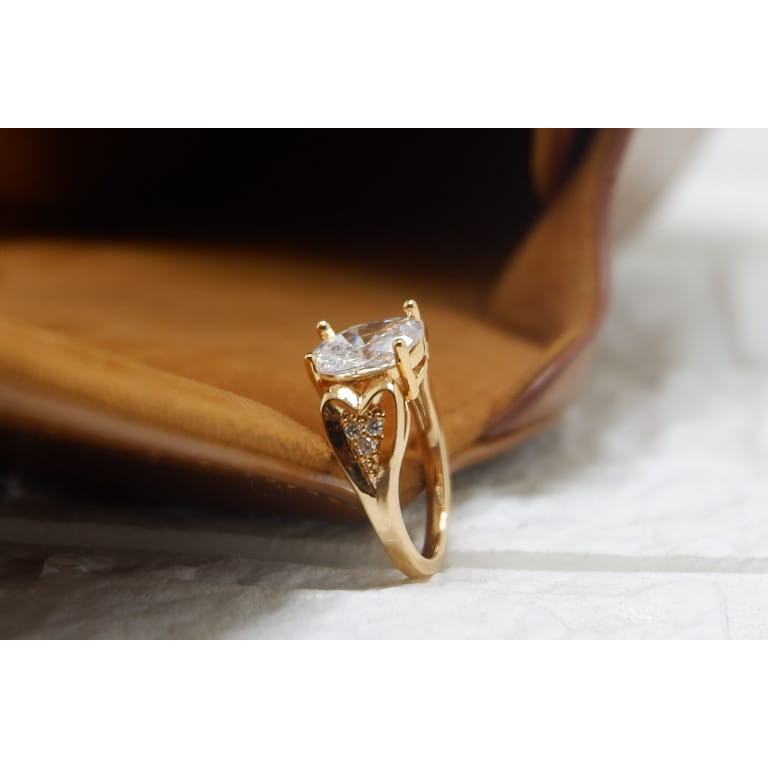 Cincin Xuping Gold Perhiasan Fashion Wanita Permata