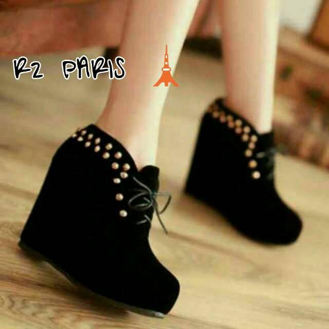 Wedges Boots Belva ( hitam & merah)