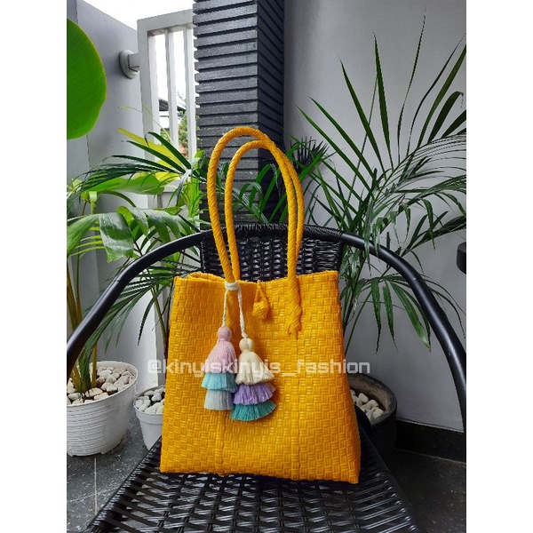 TAS ANYAMAN PLASTIK JALI SIZE M PREMIUM