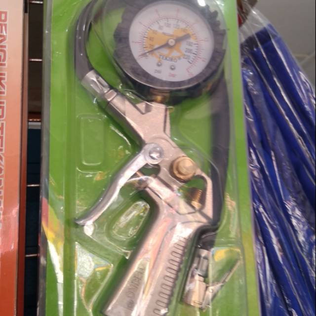 Inflator and gauge kit