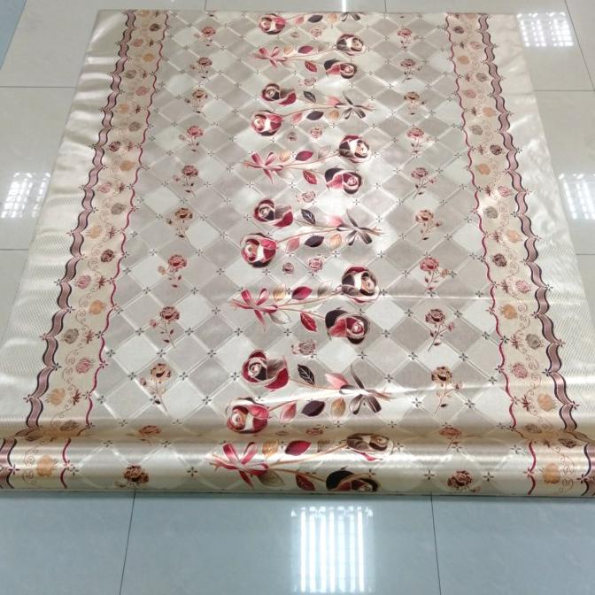 <<<<<] Taplak Meja Makan Plastik Meteran Anti Air Gold Motif Rose Mewah