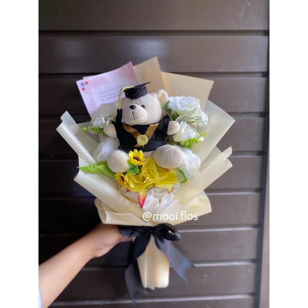Bouquet Boneka Wisuda