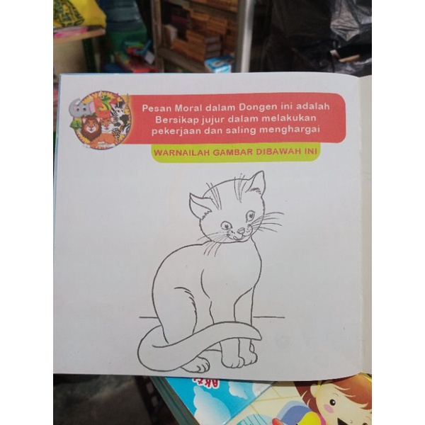 Buku Seri Fabel Inspiratif Kucing Licik &amp; Anjing Pintar (19×19cm)