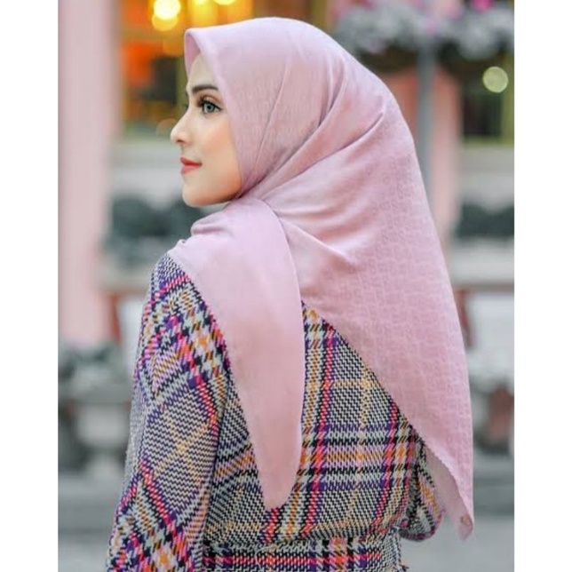 NEW Tapis Embossed Everyday Orchid Haze Buttonscarves