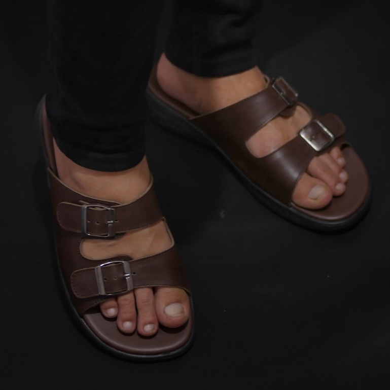 MOZZA BROWN (KULIT ASLI) |ManNeedMe x GREATA| Sandal Pria Casual Sendal Slip On Kulit ORIGINAL