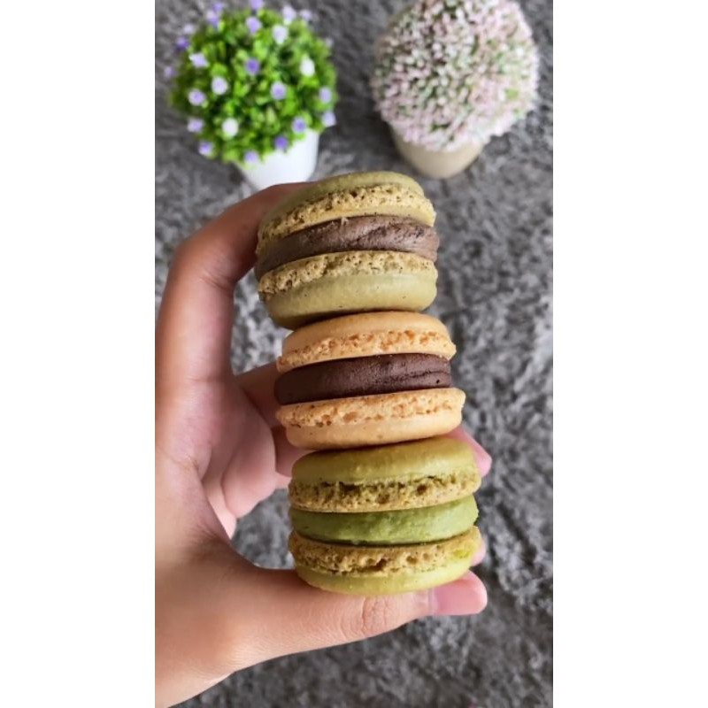 

Reguler Macaron 4cm (Paling besar)