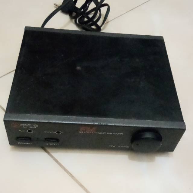 RADIO FM TUNER AQUARIUS STEREO
