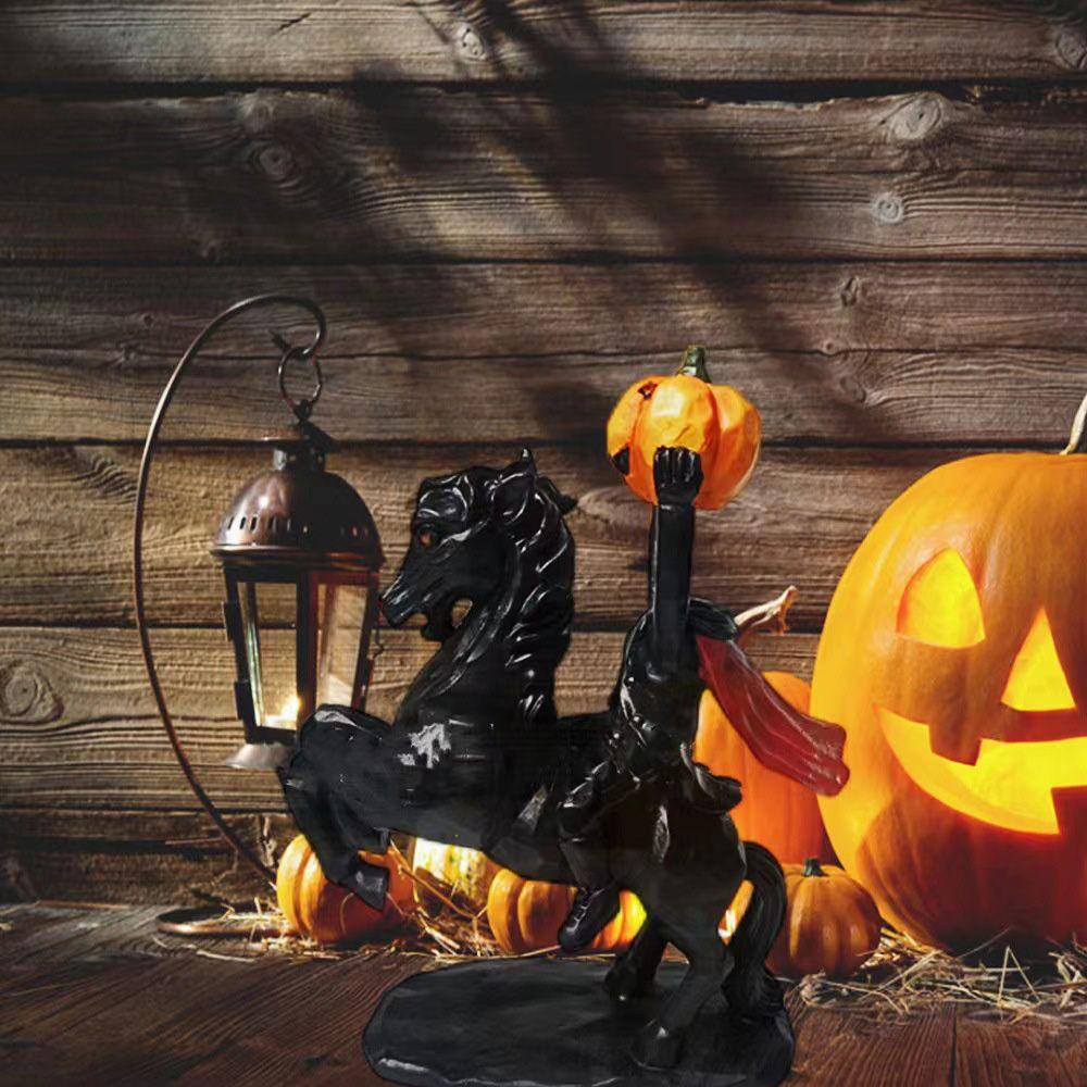 Lanfy Patung Horseman Tanpa Kepala Horror Kepala Labu Hadiah Patung DIY Ornamen Dekorasi Desktop