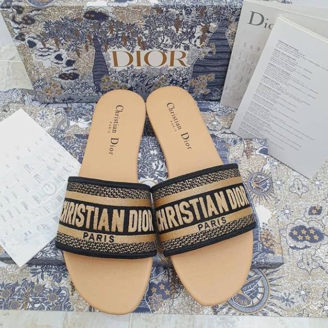 dior dway flat sandals