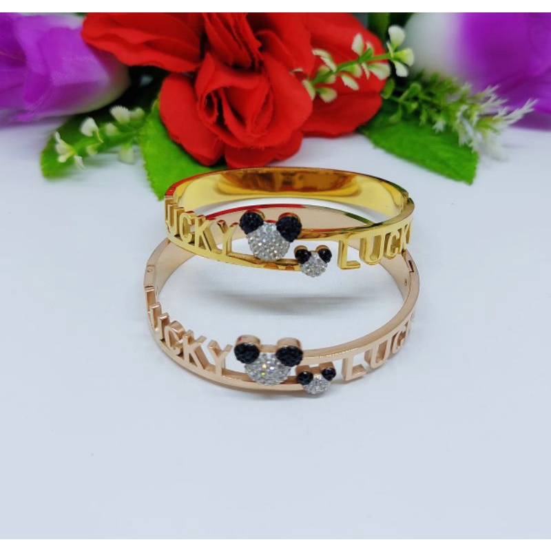 Gelang Titanium Lucky Permata 1057