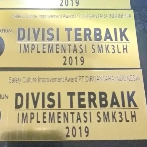 

℮ Akrilik Acrylic 2warna / Gravoply 20x30 A4 cnc laser emas gold - hitam ✹
