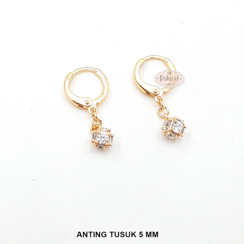 Anting Clip / Klip Motif Kubus 7mm Perhiasan Aksesoris Wanita 938