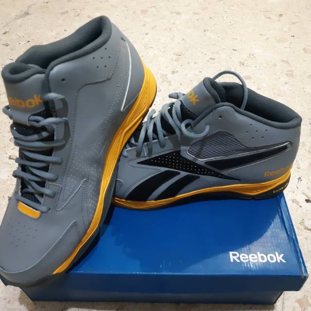 REEBOK SHOES