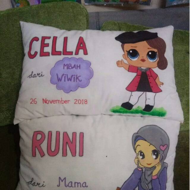 

Bantal Lukis