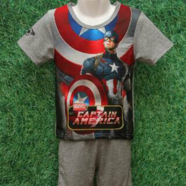 Setelan celana dan kaos FURO