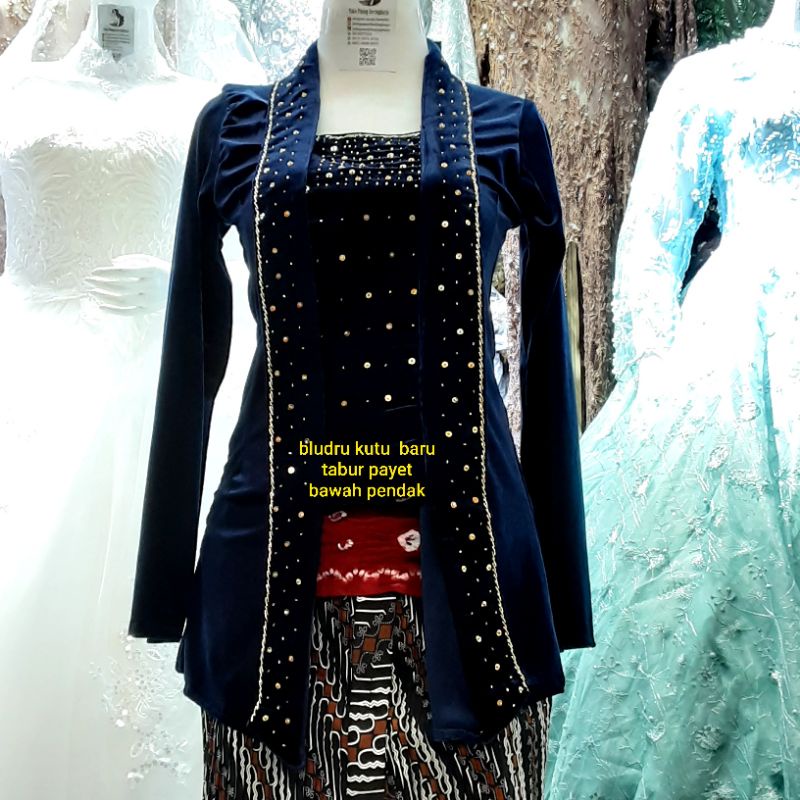 Kebaya Kutu Baru Tabur