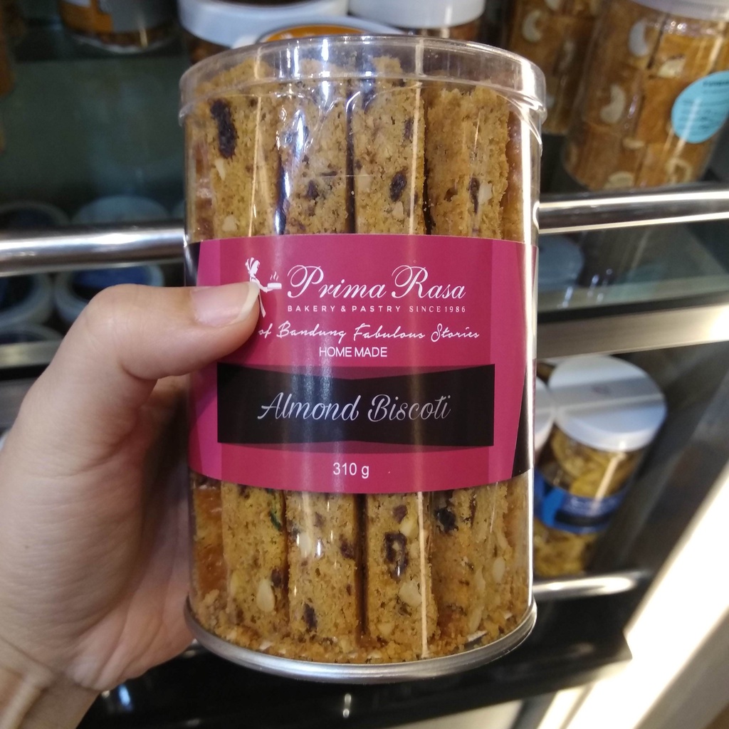 

READY JAKARTA 24 MAY 2025 - ALMOND BISCOTI PANJANG PRIMA RASA BANDUNG COOKIES SALE PROMO PAKET HADIAH OLEH OLEH JAJANAN LEGIT OZ