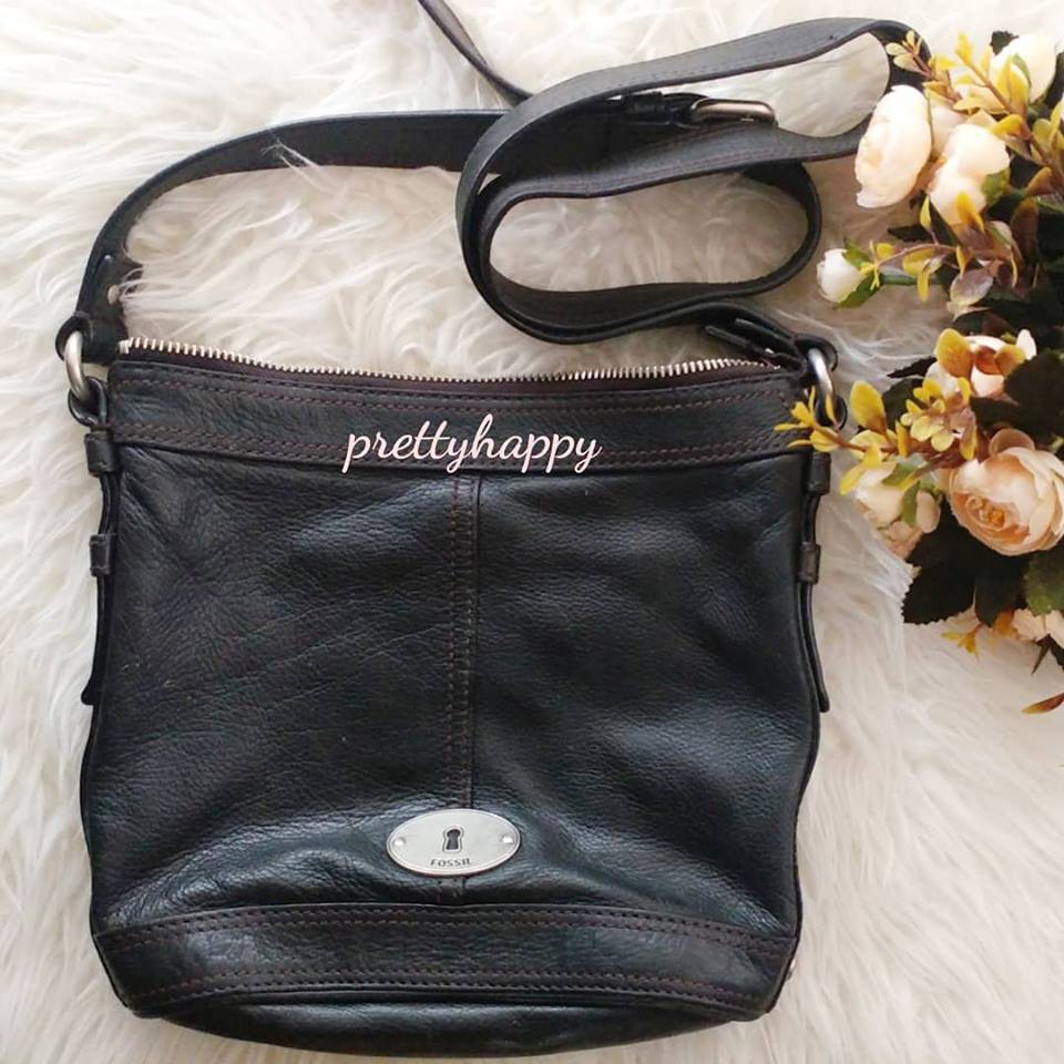 Fossil Maddox Bucket Black Crossbody