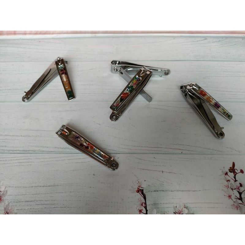 GUNTING KUKU BESAR PER PCS