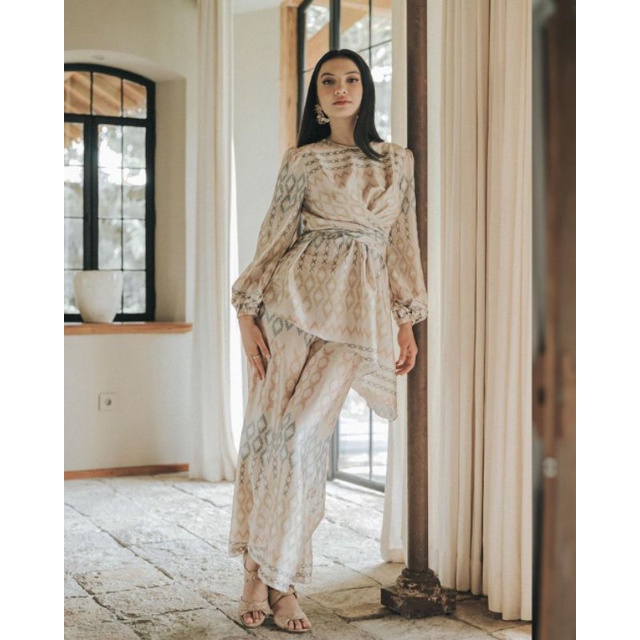 Kanawa Blouse/Pants - Klamby