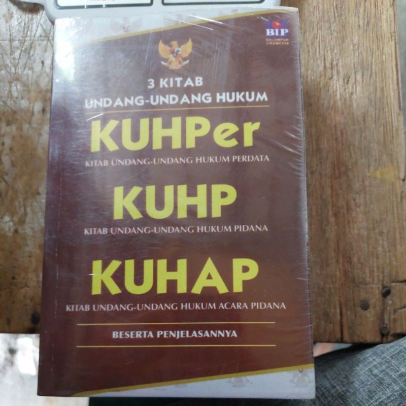 3 KITAB Undang-Undang Hukum