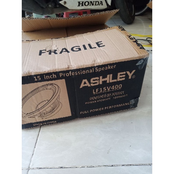 speaker ashley 15 inch lf15v400