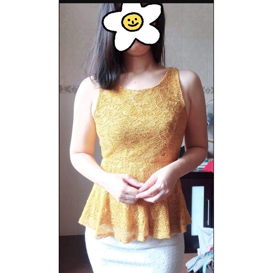 ATASAN KUNING LEMBUT PRELOVED MAGNOLIA