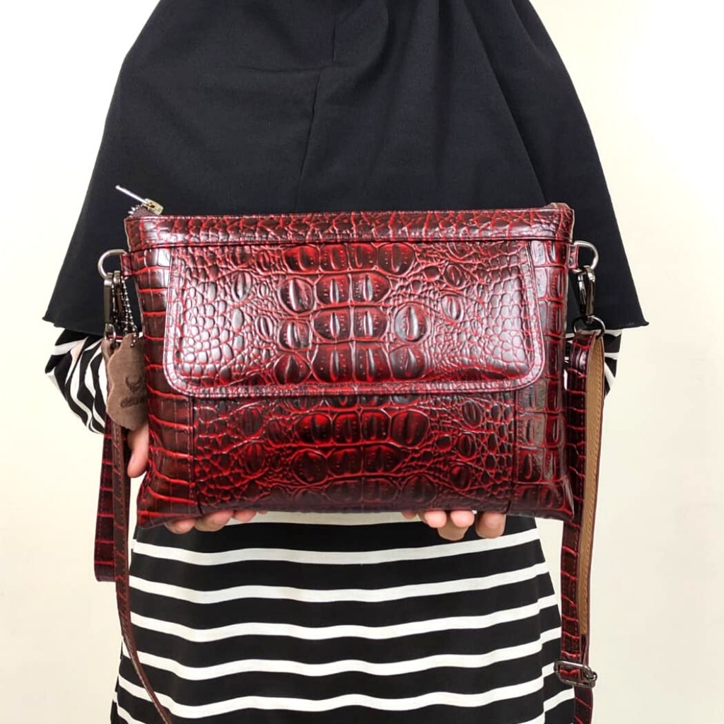 Clutch Wanita ZIRKON BY Kulit Sapi Motif Buaya