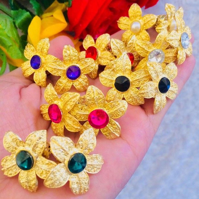 Shandra Bali - Subeng Bunga Jepun Emas Anting Alpaka Bali