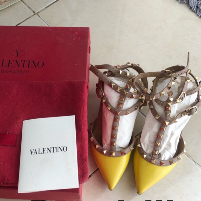 Heels valentino kitten preloved