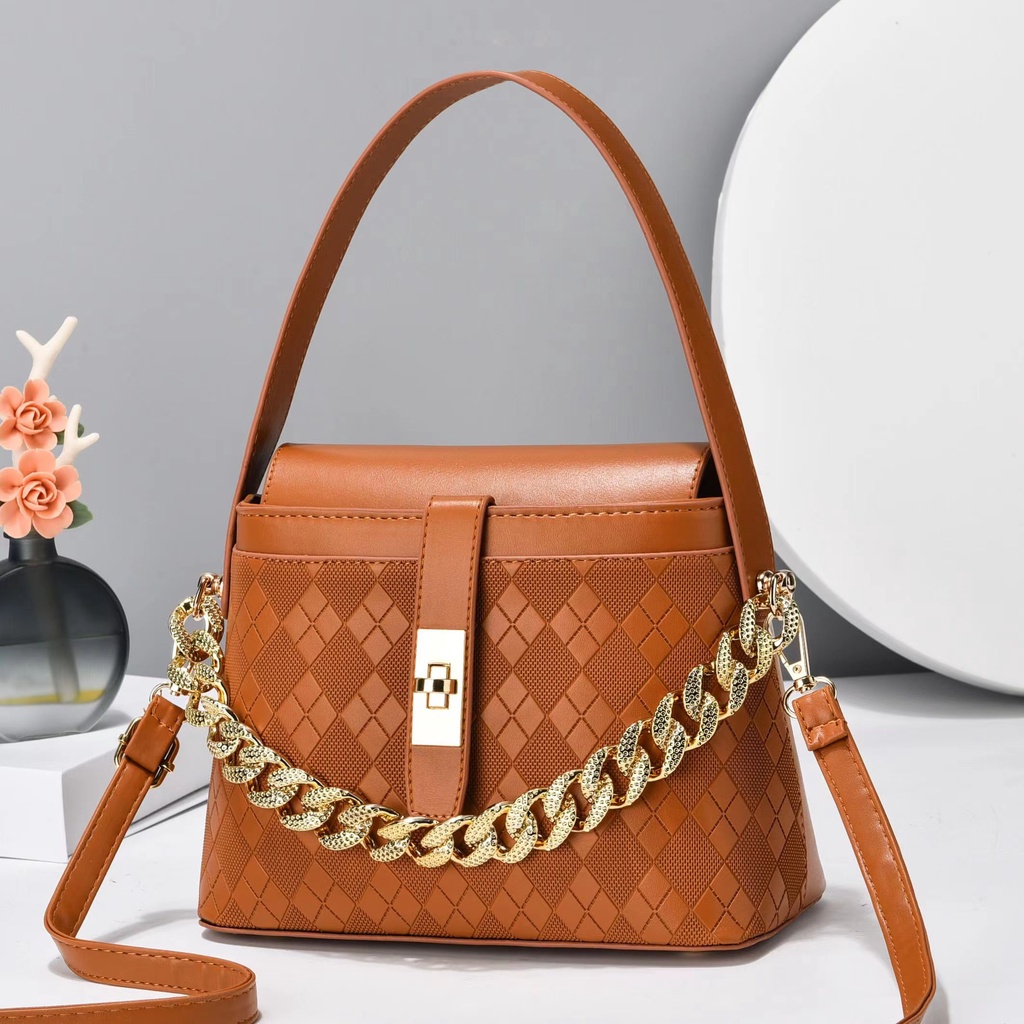 LBAGS - COD, Tas Wanita, Shoulder Bag, PU Leather, 22.5 Cm x 11 Cm x 17 Cm - 550 Gram (451)