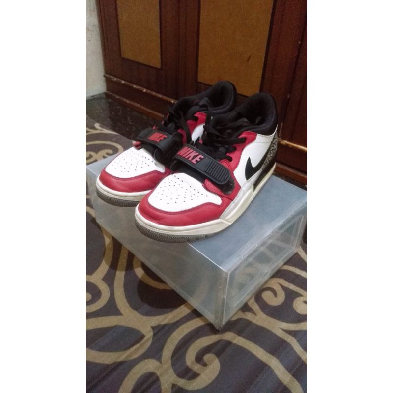 Jordan legacy 312 low Chicago