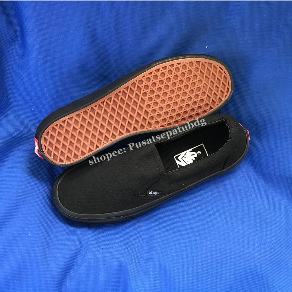 VANS SLIP ON ALL BLACK FULL HITAM