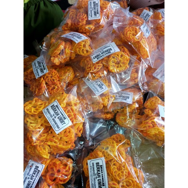 

kerupuk seblak mawar