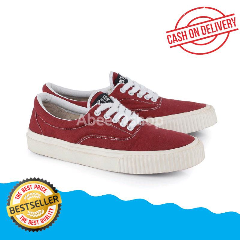 Sepatu Pria Sneaker Tali Casual  Kekinian