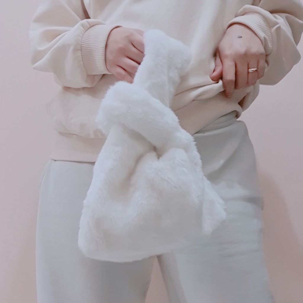 BULUE HANDMADE KNOT MINI FURBAG - Fluffy Bag- Tas Bulu Fur Hewan- Animal- Y2K Aesthetic tas jinjin