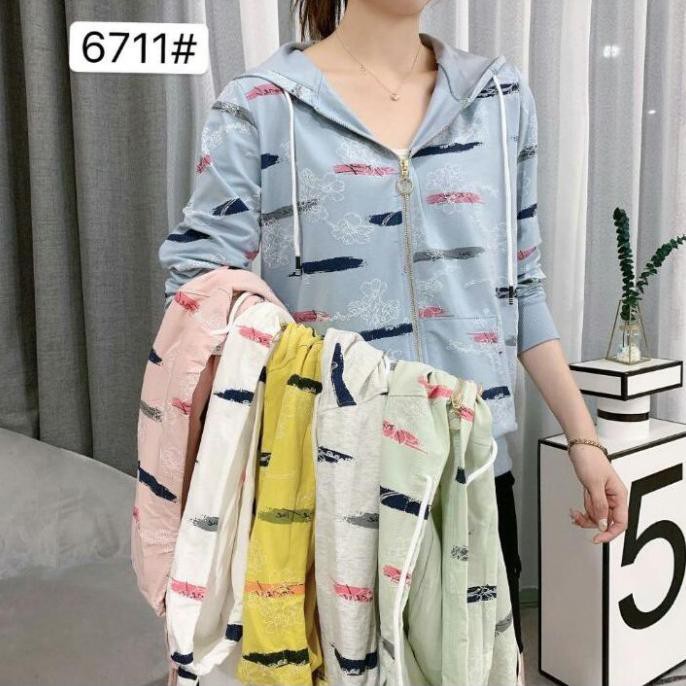 Produk Terbaru Jaket Hoodie Sweater Kaos Import Wanita Terbaru - Putih