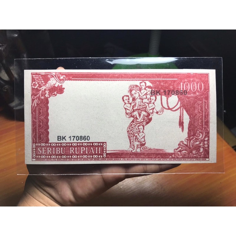Uang Kuno Soekarno 1000 Rupiah Merah 1964 Langka Gendong Anak 5