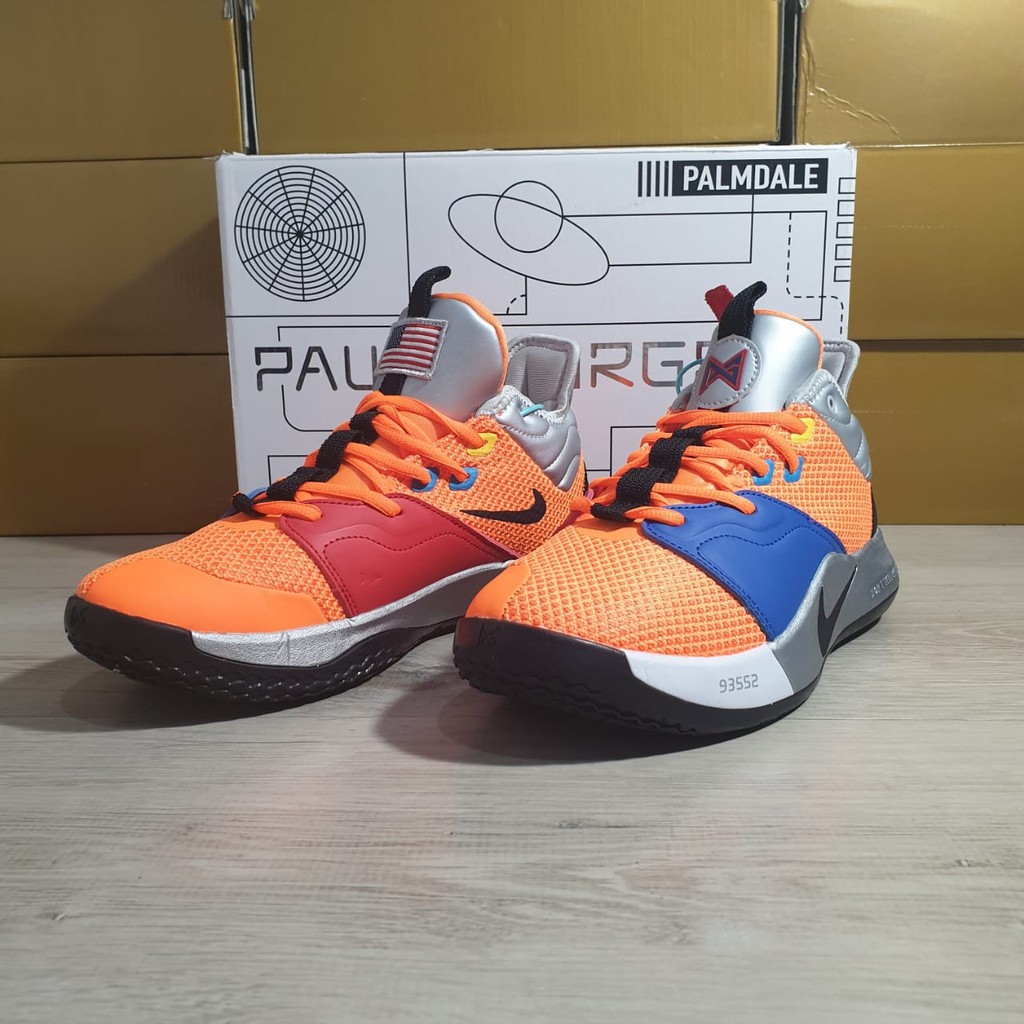 (FREE TALI SEPATU PENGGANTI) SEPATU BASKET NIKE PG 3 NASA / PAUL GEORGE 3